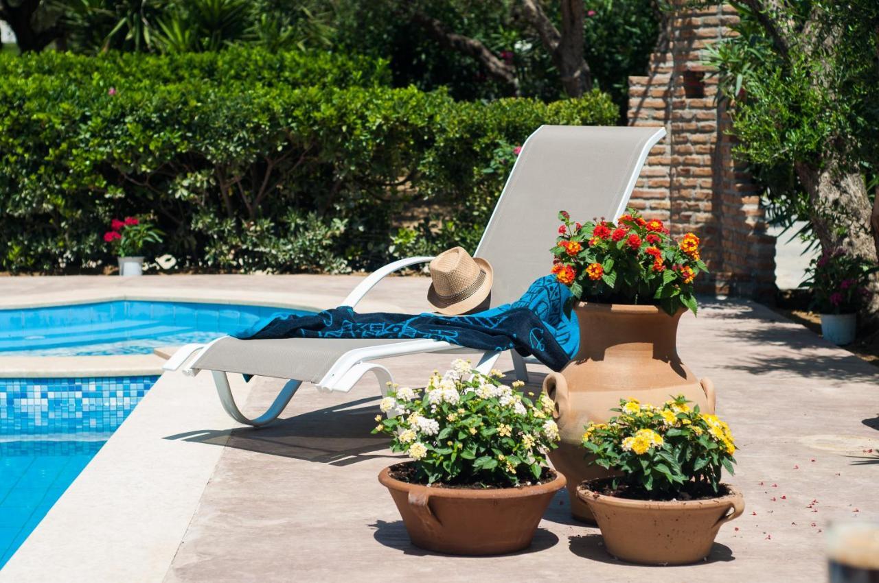 Paradise Vezal Aparthotel